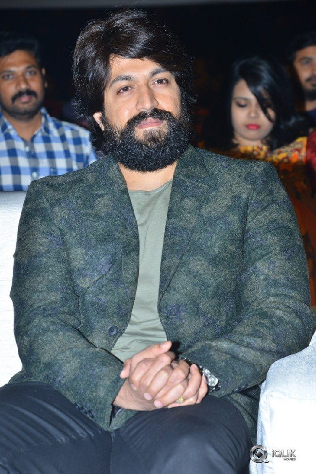 KGF-Movie-Pre-Release-Function-Photos